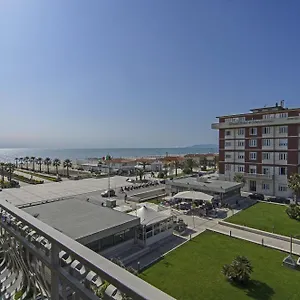 Nuovo Tirreno 3*, Lido di Camaiore Italia
